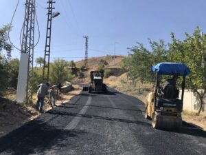 Arapgir’de Asfalt Çalışmaları Devam Ediyor Arapgir’de Asfalt Çalışmaları Devam Ediyor