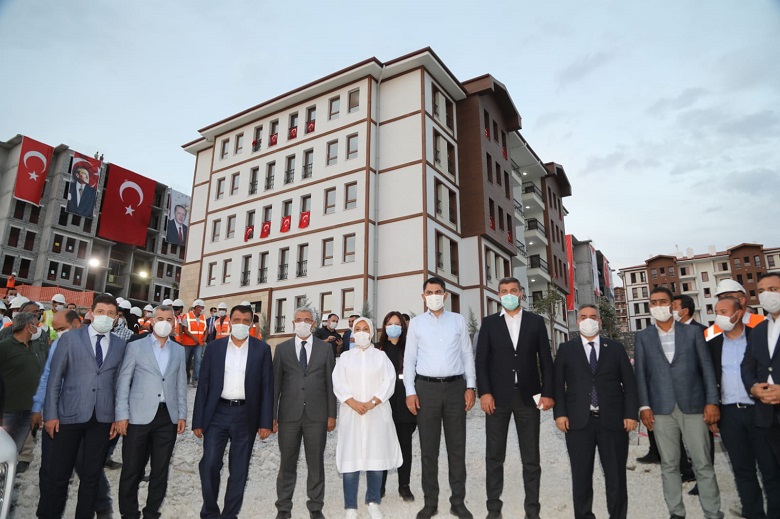 Gelincik Tepesi’ndeki Konutlar Bitme Aşamasına Geldi Depremzedeler için inşa edilen