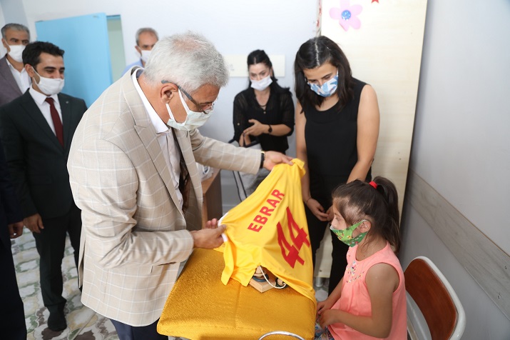 Başkan Güder, Bakan Selçuk’a Verdiği Sözü Yerine Getirdi Battalgazi Belediye Başkanı Osman