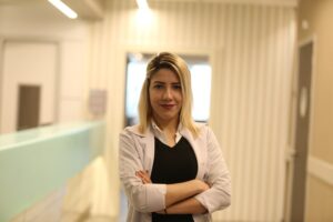 Covid-19 Pozitif Hastalar Karantinada Nasıl Beslenmeli?