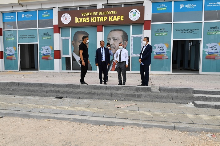 İlyas Mahallesine Kitap Kafe İlyas mahallesinde yapımı büyük