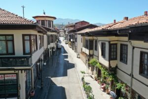 Cephe Sağlıklaştırma Projeleri Beğeni Topladı