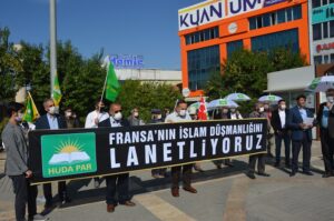 Girmanaspor’dan Muhtar Arıkan’a Plaket