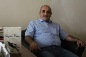 Kürtçe ve Türkçe Şiirler Barındıran İlk Şiir Kitabı