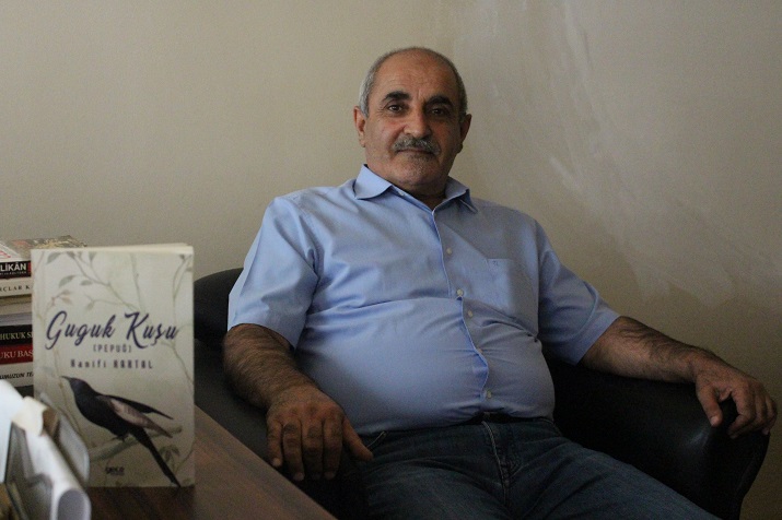 Kürtçe ve Türkçe Şiirler Barındıran İlk Şiir Kitabı Birçoğumuz bir defa da