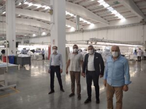 Fabrikalarda Tedbirler Eşliğinde Üretim Sürüyor