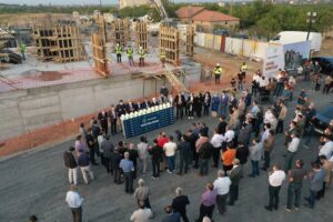 Yeşilyurt Belediyesi Yeşil Topsöğüt Konutlarının Temeli Atıldı