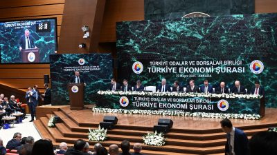 Cumhurbaşkanı Yardımcısı Cevdet Yılmaz ve