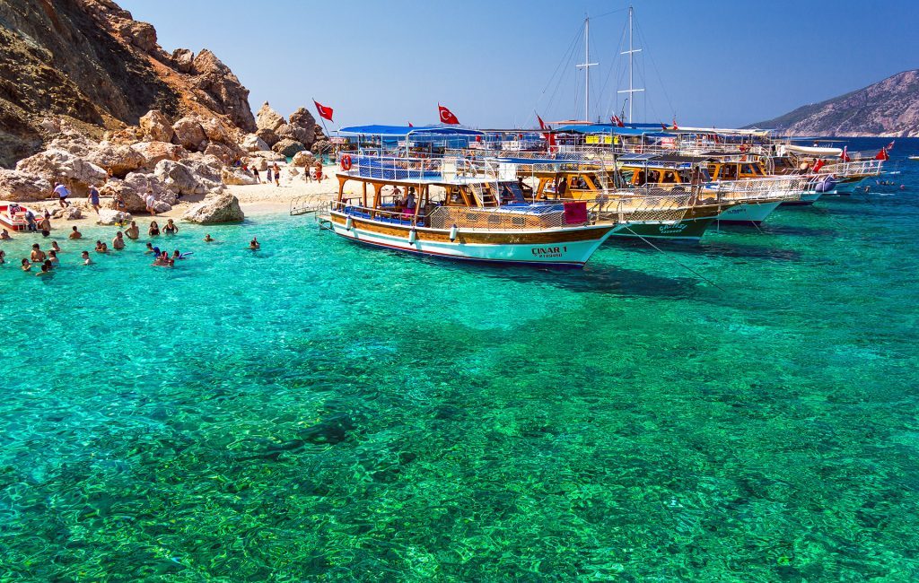 Adrasan’dan Suluada’ya: Akdeniz’in Gizli Cennetine Yolculuk Antalya’nın Kumluca ilçesine bağlı
