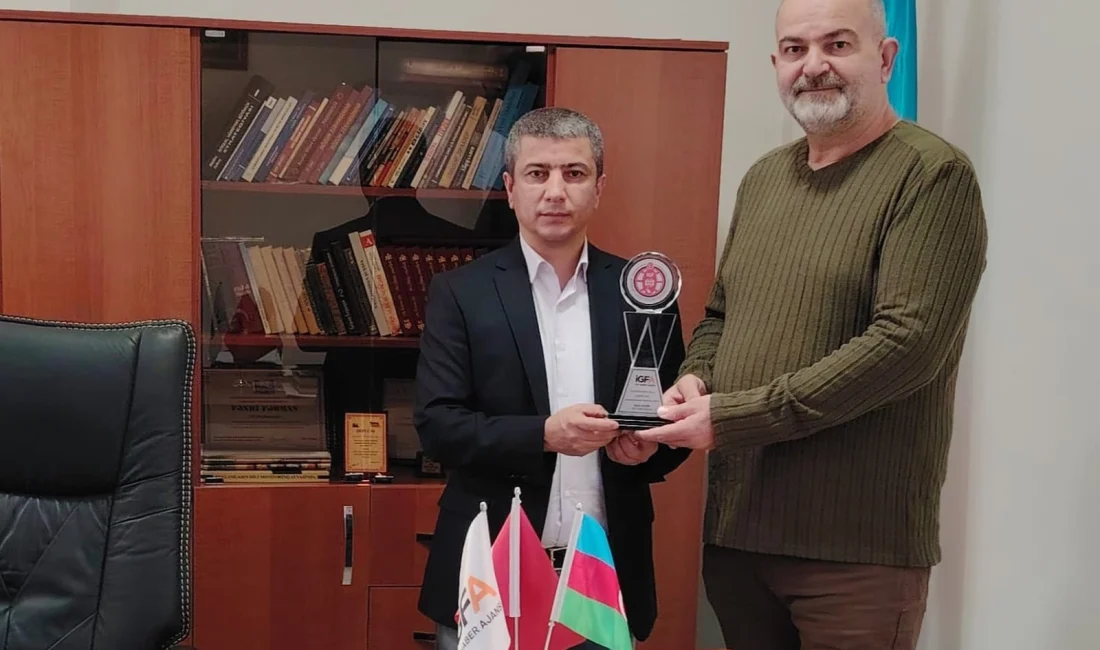  Azerbaycan'da 'Halk Cebhesi'