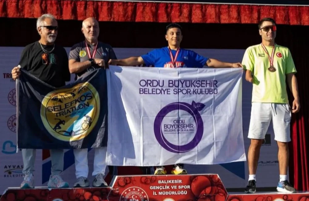  Türkiye Triatlon Federasyonu