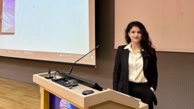 İngiltere’de eğitim ve akademik çalışmalarını